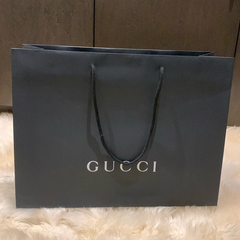 Gucci paper shopping bag Authentic